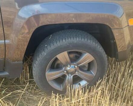 Коричневый Джип Патриот, объемом двигателя 2.4 л и пробегом 120 тыс. км за 12000 $, фото 25 на Automoto.ua