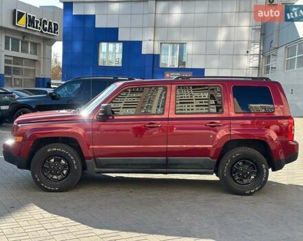 Червоний Джип Patriot, об'ємом двигуна 2.4 л та пробігом 181 тис. км за 8440 $, фото 9 на Automoto.ua