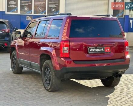 Червоний Джип Patriot, об'ємом двигуна 2.4 л та пробігом 181 тис. км за 8440 $, фото 7 на Automoto.ua