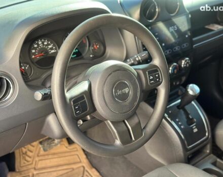 Красный Джип Патриот, объемом двигателя 2.4 л и пробегом 181 тыс. км за 8440 $, фото 19 на Automoto.ua