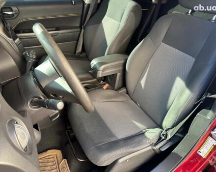 Красный Джип Патриот, объемом двигателя 2.4 л и пробегом 181 тыс. км за 8440 $, фото 18 на Automoto.ua