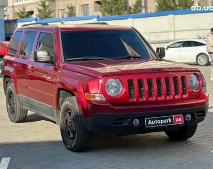 Красный Джип Патриот, объемом двигателя 2.4 л и пробегом 181 тыс. км за 8440 $, фото 2 на Automoto.ua