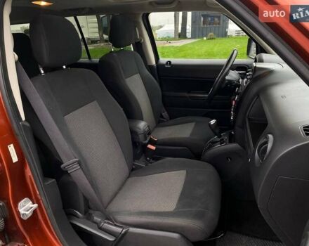 Красный Джип Патриот, объемом двигателя 2.36 л и пробегом 250 тыс. км за 8690 $, фото 19 на Automoto.ua