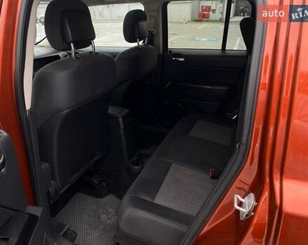 Красный Джип Патриот, объемом двигателя 2.36 л и пробегом 250 тыс. км за 8690 $, фото 14 на Automoto.ua