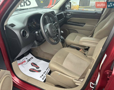 Красный Джип Патриот, объемом двигателя 2.36 л и пробегом 110 тыс. км за 9000 $, фото 14 на Automoto.ua