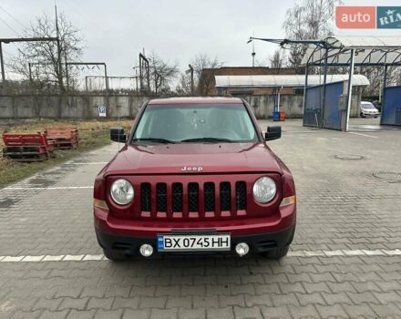 Червоний Джип Patriot, об'ємом двигуна 2.36 л та пробігом 213 тис. км за 7777 $, фото 1 на Automoto.ua