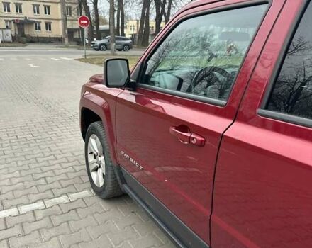 Червоний Джип Patriot, об'ємом двигуна 2.36 л та пробігом 213 тис. км за 7777 $, фото 6 на Automoto.ua