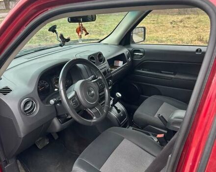 Червоний Джип Patriot, об'ємом двигуна 2.36 л та пробігом 213 тис. км за 7777 $, фото 16 на Automoto.ua