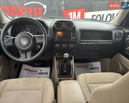 Красный Джип Патриот, объемом двигателя 2.36 л и пробегом 110 тыс. км за 9000 $, фото 6 на Automoto.ua