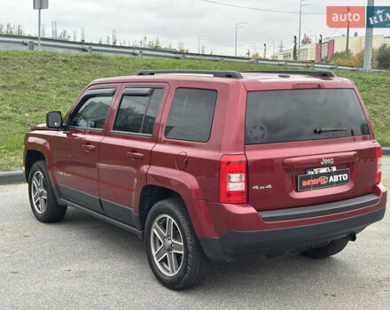 Красный Джип Патриот, объемом двигателя 2.36 л и пробегом 110 тыс. км за 9000 $, фото 3 на Automoto.ua