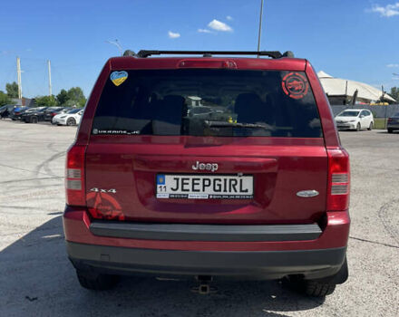 Красный Джип Патриот, объемом двигателя 2.36 л и пробегом 252 тыс. км за 10900 $, фото 3 на Automoto.ua