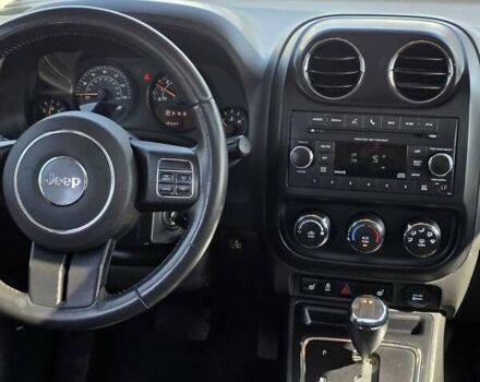 Красный Джип Патриот, объемом двигателя 2 л и пробегом 93 тыс. км за 12500 $, фото 4 на Automoto.ua