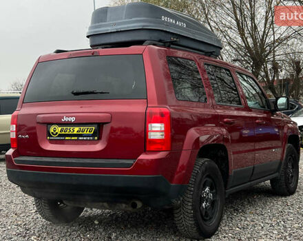Красный Джип Патриот, объемом двигателя 2.36 л и пробегом 161 тыс. км за 8750 $, фото 5 на Automoto.ua
