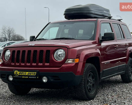 Красный Джип Патриот, объемом двигателя 2.36 л и пробегом 161 тыс. км за 8750 $, фото 2 на Automoto.ua