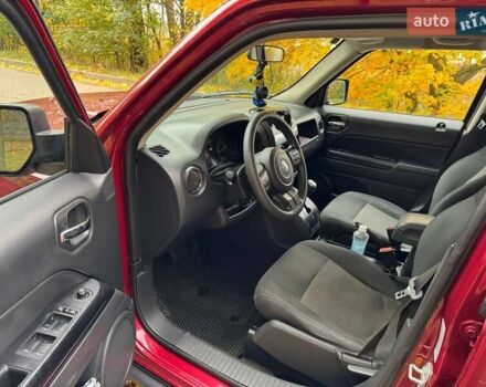 Красный Джип Патриот, объемом двигателя 2 л и пробегом 270 тыс. км за 9500 $, фото 7 на Automoto.ua