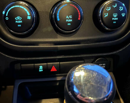 Джип Патриот 2015 в Сокинянах на Automoto.ua Красный Джип Патриот, объемом двигателя 2.4 л и пробегом 150 тыс. км за 10250 $, фото 23 на Automoto.ua