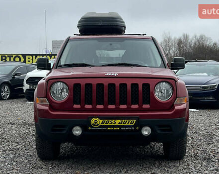 Красный Джип Патриот, объемом двигателя 2.36 л и пробегом 161 тыс. км за 8750 $, фото 1 на Automoto.ua