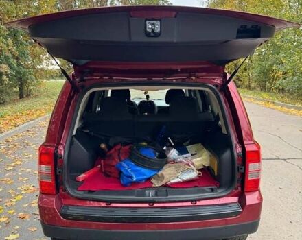 Красный Джип Патриот, объемом двигателя 2 л и пробегом 270 тыс. км за 9500 $, фото 6 на Automoto.ua