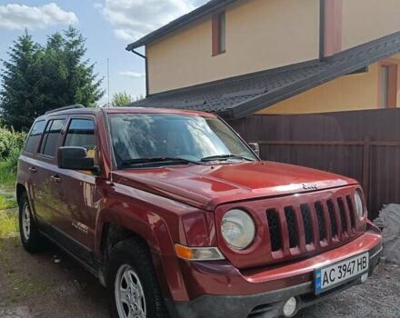 Красный Джип Патриот, объемом двигателя 2 л и пробегом 160 тыс. км за 8900 $, фото 3 на Automoto.ua