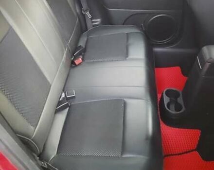 Красный Джип Патриот, объемом двигателя 2.36 л и пробегом 170 тыс. км за 12500 $, фото 4 на Automoto.ua