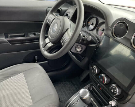 Красный Джип Патриот, объемом двигателя 2 л и пробегом 123 тыс. км за 8800 $, фото 13 на Automoto.ua