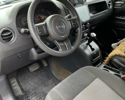 Красный Джип Патриот, объемом двигателя 2 л и пробегом 123 тыс. км за 8800 $, фото 10 на Automoto.ua