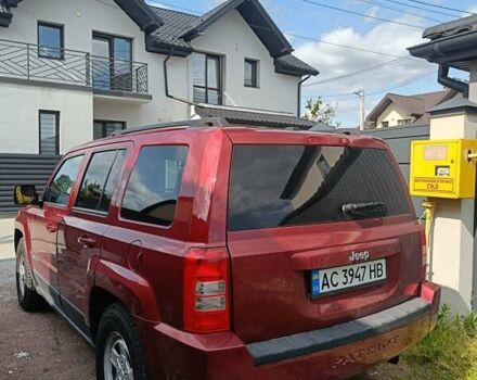Красный Джип Патриот, объемом двигателя 2 л и пробегом 160 тыс. км за 8900 $, фото 4 на Automoto.ua