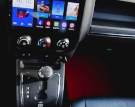 Красный Джип Патриот, объемом двигателя 2.36 л и пробегом 170 тыс. км за 12500 $, фото 10 на Automoto.ua