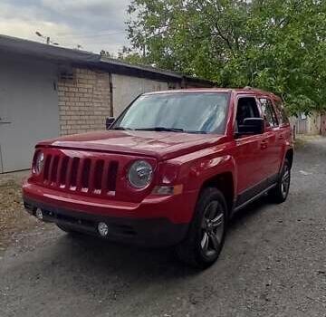 Джип Патриот 2016 в Кривом Роге на Automoto.ua Красный Джип Патриот, объемом двигателя 2 л и пробегом 86 тыс. км за 12000 $, фото 1 на Automoto.ua
