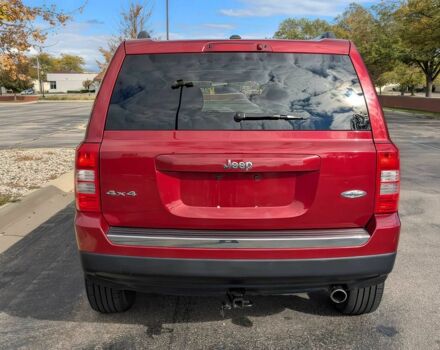 Красный Джип Патриот, объемом двигателя 2.4 л и пробегом 59 тыс. км за 4600 $, фото 5 на Automoto.ua