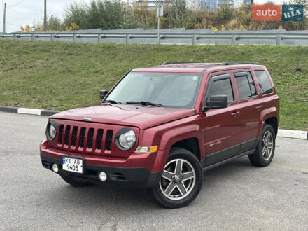 Джип Патриот 2013 в Киеве на Automoto.ua Красный Джип Патриот, объемом двигателя 2.36 л и пробегом 110 тыс. км за 9000 $, фото 1 на Automoto.ua