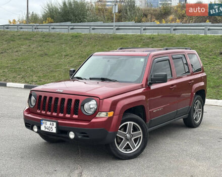 Джип Патриот 2013 в Киеве на Automoto.ua Красный Джип Патриот, объемом двигателя 2.36 л и пробегом 110 тыс. км за 9000 $, фото 1 на Automoto.ua