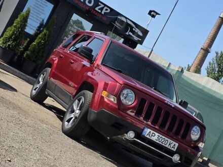 Джип Патриот 2015 в Запорожье на Automoto.ua Красный Джип Патриот, объемом двигателя 2 л и пробегом 93 тыс. км за 12500 $, фото 1 на Automoto.ua