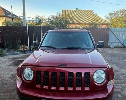 Красный Джип Патриот, объемом двигателя 2 л и пробегом 150 тыс. км за 8000 $, фото 1 на Automoto.ua