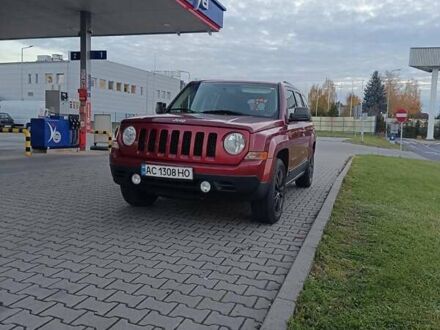 Джип Patriot 2016 у Львові на Automoto.ua Червоний Джип Patriot, об'ємом двигуна 2.36 л та пробігом 200 тис. км за 10500 $, фото 1 на Automoto.ua