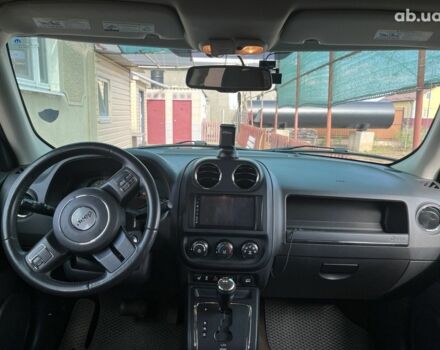 Серый Джип Патриот, объемом двигателя 2.4 л и пробегом 86 тыс. км за 12000 $, фото 4 на Automoto.ua