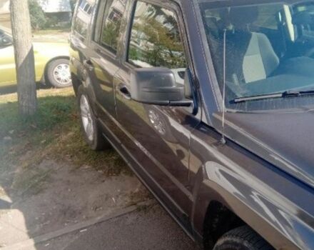 Серый Джип Патриот, объемом двигателя 2 л и пробегом 160 тыс. км за 11593 $, фото 4 на Automoto.ua