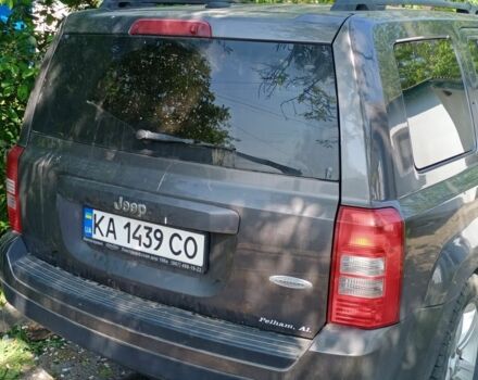 Серый Джип Патриот, объемом двигателя 2 л и пробегом 160 тыс. км за 11593 $, фото 6 на Automoto.ua