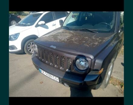 Серый Джип Патриот, объемом двигателя 2 л и пробегом 160 тыс. км за 11593 $, фото 1 на Automoto.ua