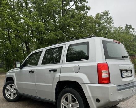 Серый Джип Патриот, объемом двигателя 2.4 л и пробегом 322 тыс. км за 5600 $, фото 4 на Automoto.ua