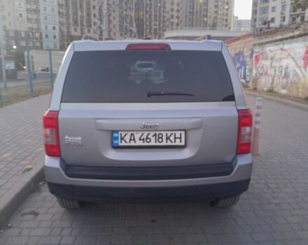 Сірий Джип Patriot, об'ємом двигуна 2.4 л та пробігом 95 тис. км за 10000 $, фото 4 на Automoto.ua