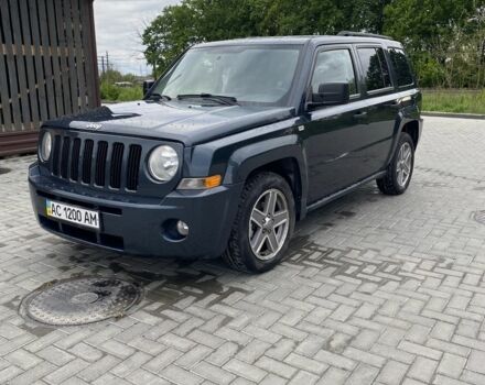 Серый Джип Патриот, объемом двигателя 2.4 л и пробегом 275 тыс. км за 7200 $, фото 2 на Automoto.ua
