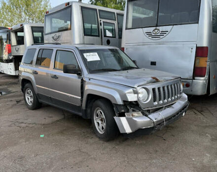 Сірий Джип Patriot, об'ємом двигуна 2.4 л та пробігом 84 тис. км за 7450 $, фото 3 на Automoto.ua