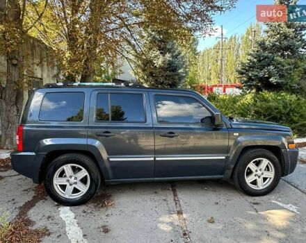 Сірий Джип Patriot, об'ємом двигуна 2.36 л та пробігом 240 тис. км за 8500 $, фото 2 на Automoto.ua