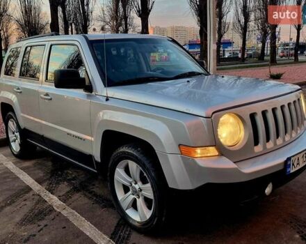 Серый Джип Патриот, объемом двигателя 2.4 л и пробегом 197 тыс. км за 9000 $, фото 2 на Automoto.ua
