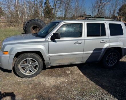 Серый Джип Патриот, объемом двигателя 0 л и пробегом 175 тыс. км за 4500 $, фото 4 на Automoto.ua