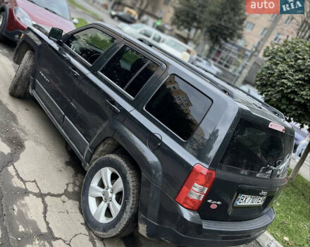 Сірий Джип Patriot, об'ємом двигуна 2.36 л та пробігом 268 тис. км за 8000 $, фото 3 на Automoto.ua