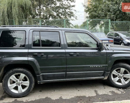 Сірий Джип Patriot, об'ємом двигуна 2.36 л та пробігом 268 тис. км за 8000 $, фото 2 на Automoto.ua