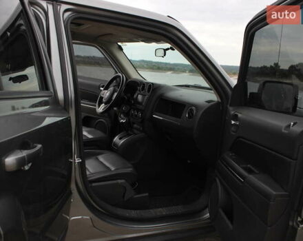 Серый Джип Патриот, объемом двигателя 2.4 л и пробегом 222 тыс. км за 8900 $, фото 69 на Automoto.ua