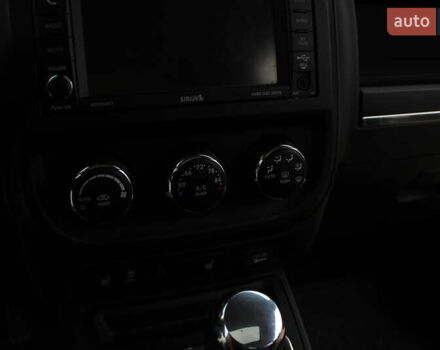 Серый Джип Патриот, объемом двигателя 2.4 л и пробегом 222 тыс. км за 8900 $, фото 77 на Automoto.ua